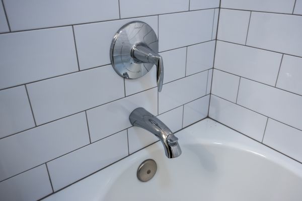 Tub Spout Replacement in Saint Joseph