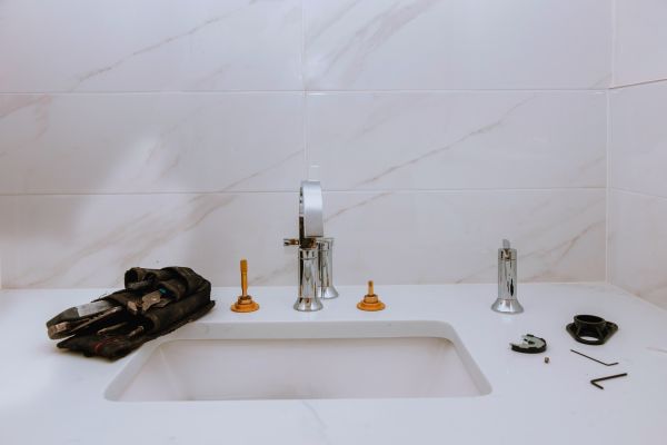 Porcelain Sink Installation in Saint Joseph